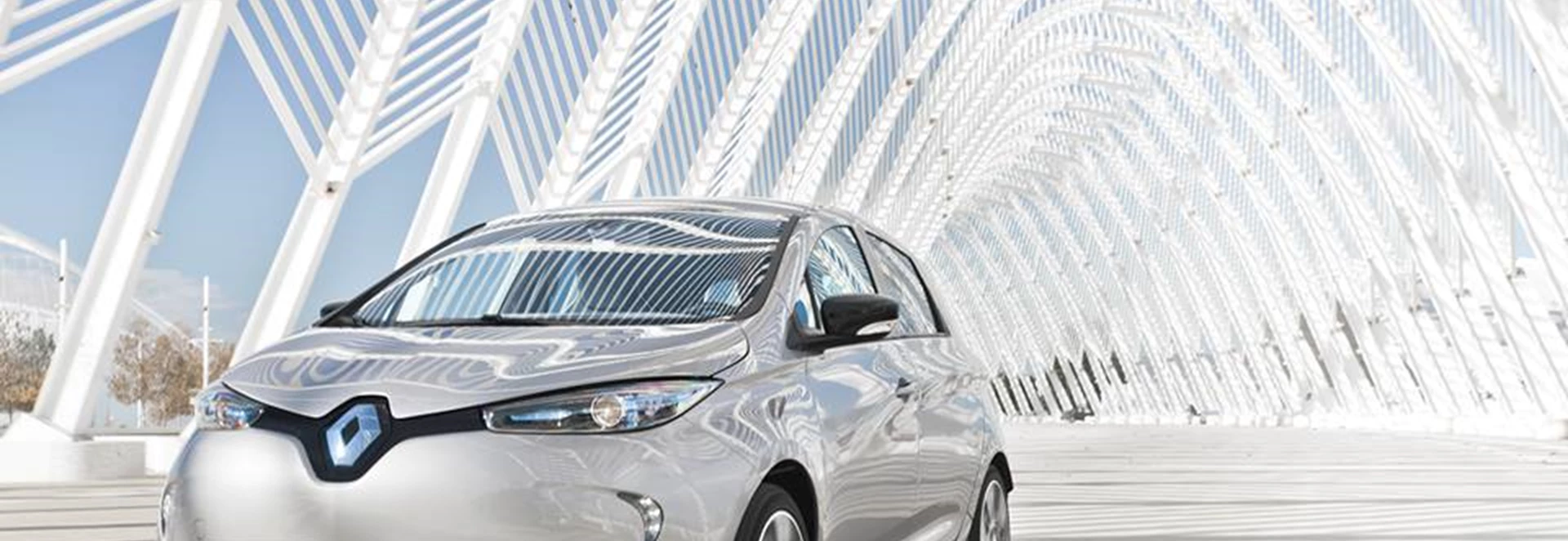 2017 Renault ZOE details emerge, range nearly doubled